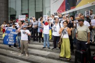 Activistas venezolanos exigen al Supremo audiencia para familiares agredidos en vigilia