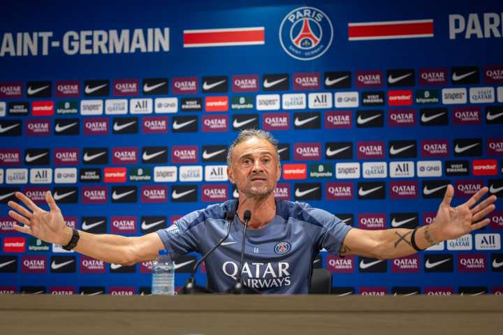 Luis Enrique mantiene al PSG abierto a nuevos fichajes en la Ligue 1