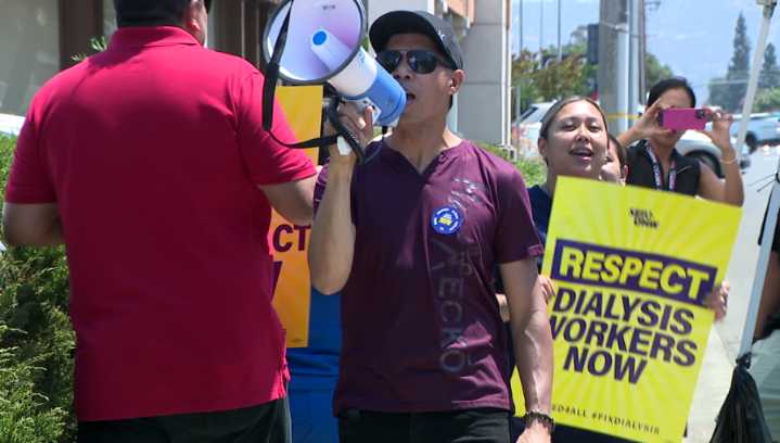 Dialysis workers picket over working conditions, patient care 