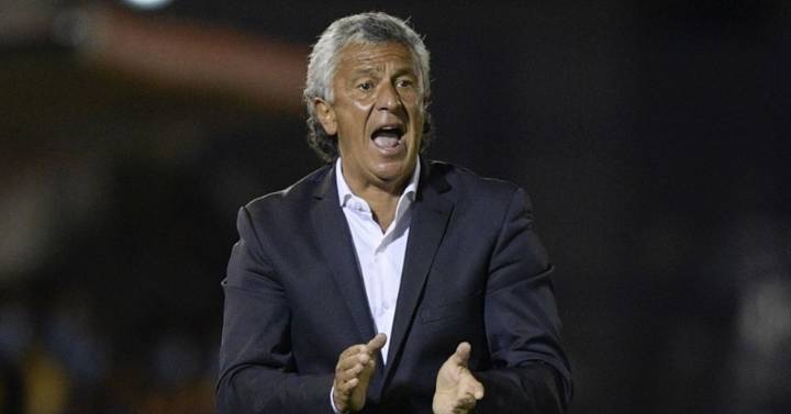 Copa Sudamericana 2025: Néstor Gorosito pide definir su futuro en Alianza Lima