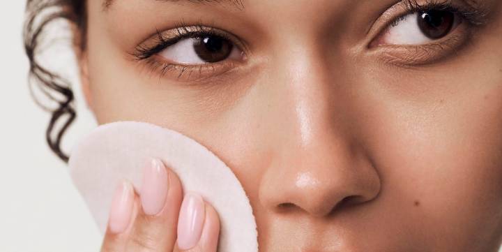 Summer Fridays’ New Exfoliating Toner Pads Do It All