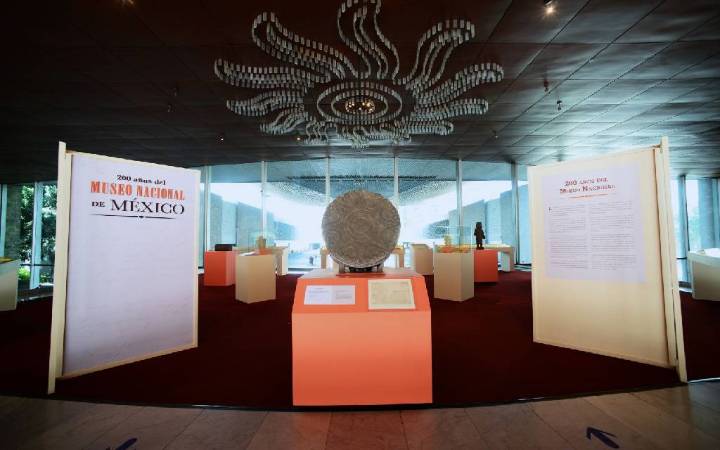 Exposición celebra la creación del primer Museo Nacional de México
