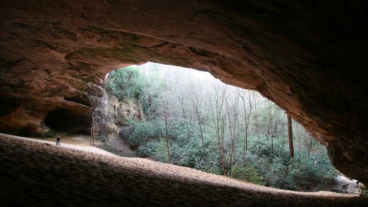 Cave exploration available in New Jersey