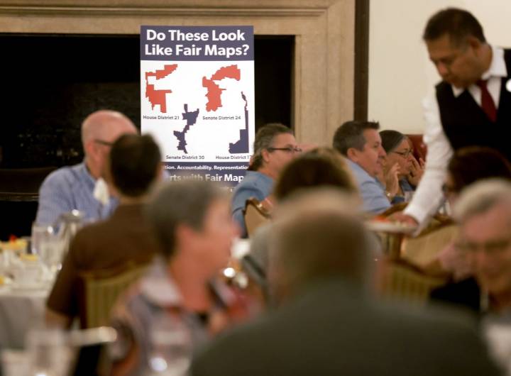 Group 'rolling the dice' on new Illinois independent map effort