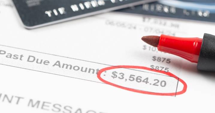 Fueled by mortgages, household debt rises to record $18.39 trillion