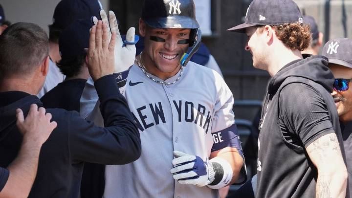 Aaron Judge ties Yogi Berra on Yankees' career home runs list
