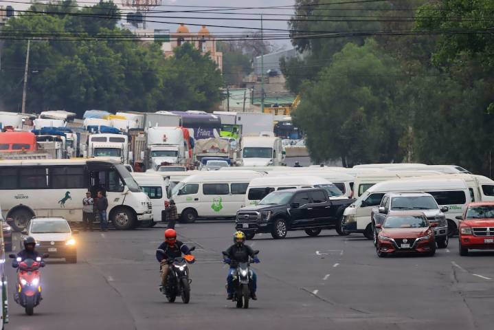 Estrangularán transportistas la CDMX;  anuncian bloqueos el 1 de septiembre por desaire de autoridades
