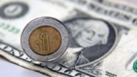 Peso pierde frente al dólar tras datos de inflación y empleo en Estados Unidos