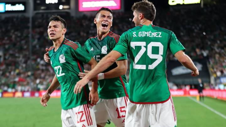 Javier Aguirre experimenta con la selección y regresa a ‘Chucky’ Lozano en la convocatoria