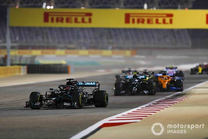 Mercedes will do ‘everything we can’ for Hamilton to race