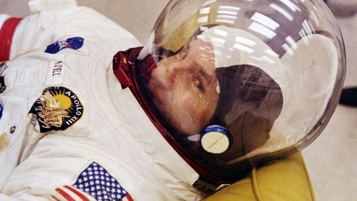 El Astronauta Jim Lovell, Comandante del Apolo 13, Murió a los 97 años