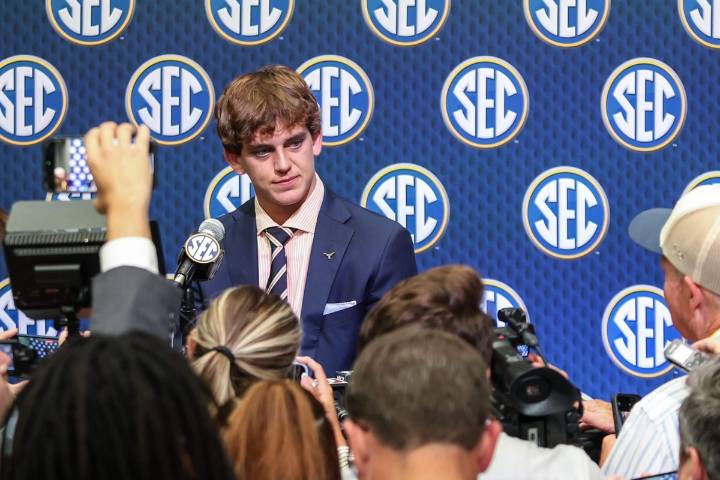 Arch Manning takes reins as No. 1 Texas faces No. 3 Ohio State: 'What I’ve been waiting for'