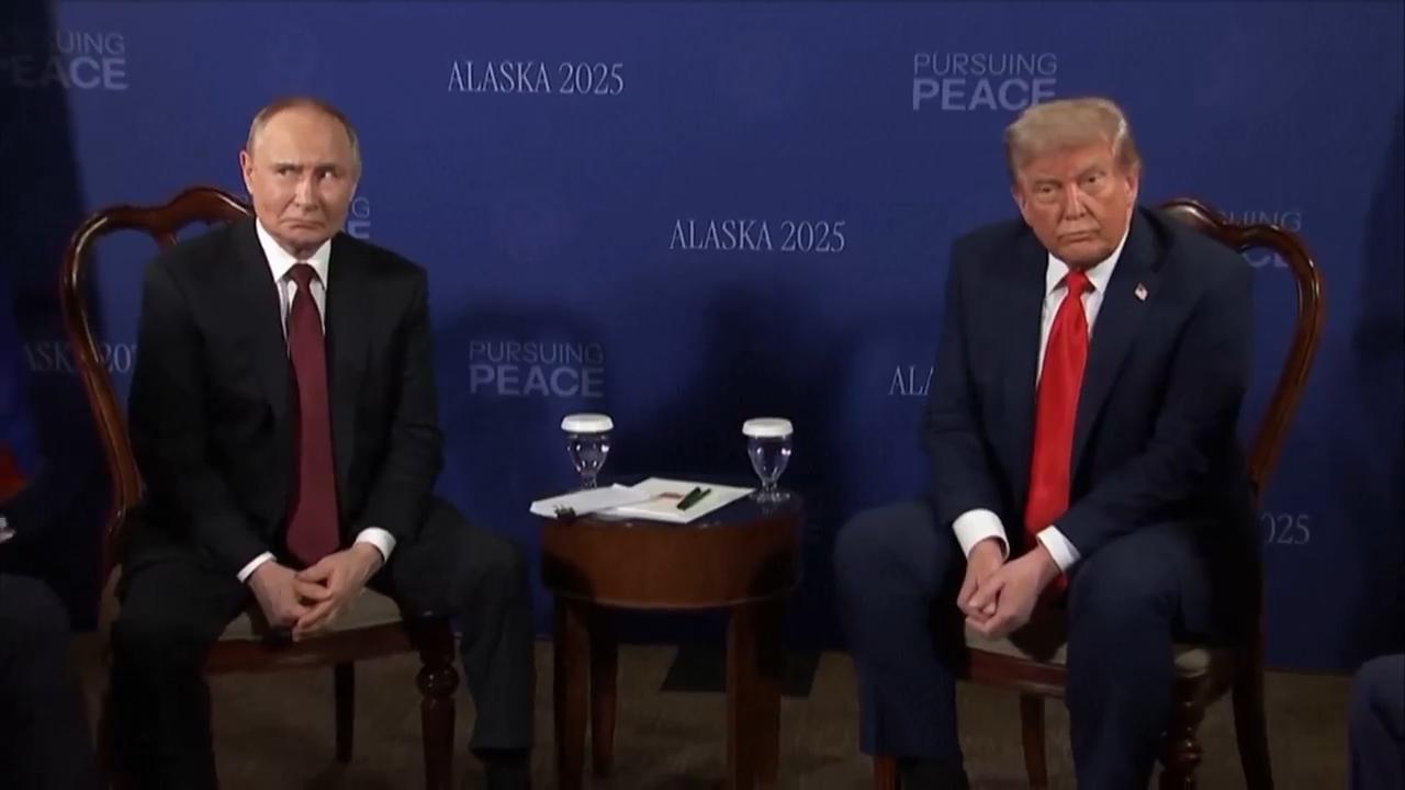 Former British ambassador to Russia shares analysis of Trump