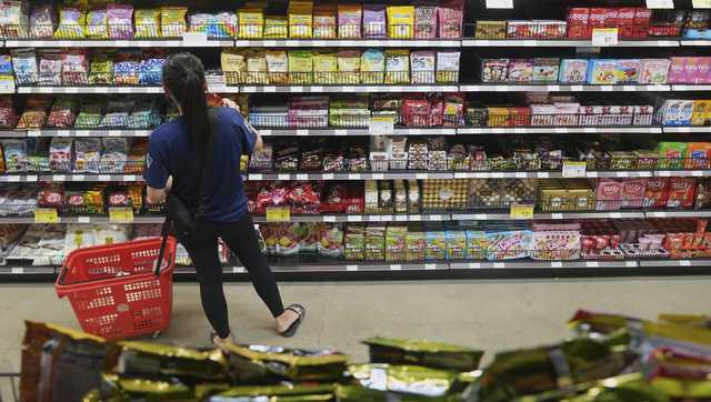 Poll: Grocery costs a major stressor for most Americans