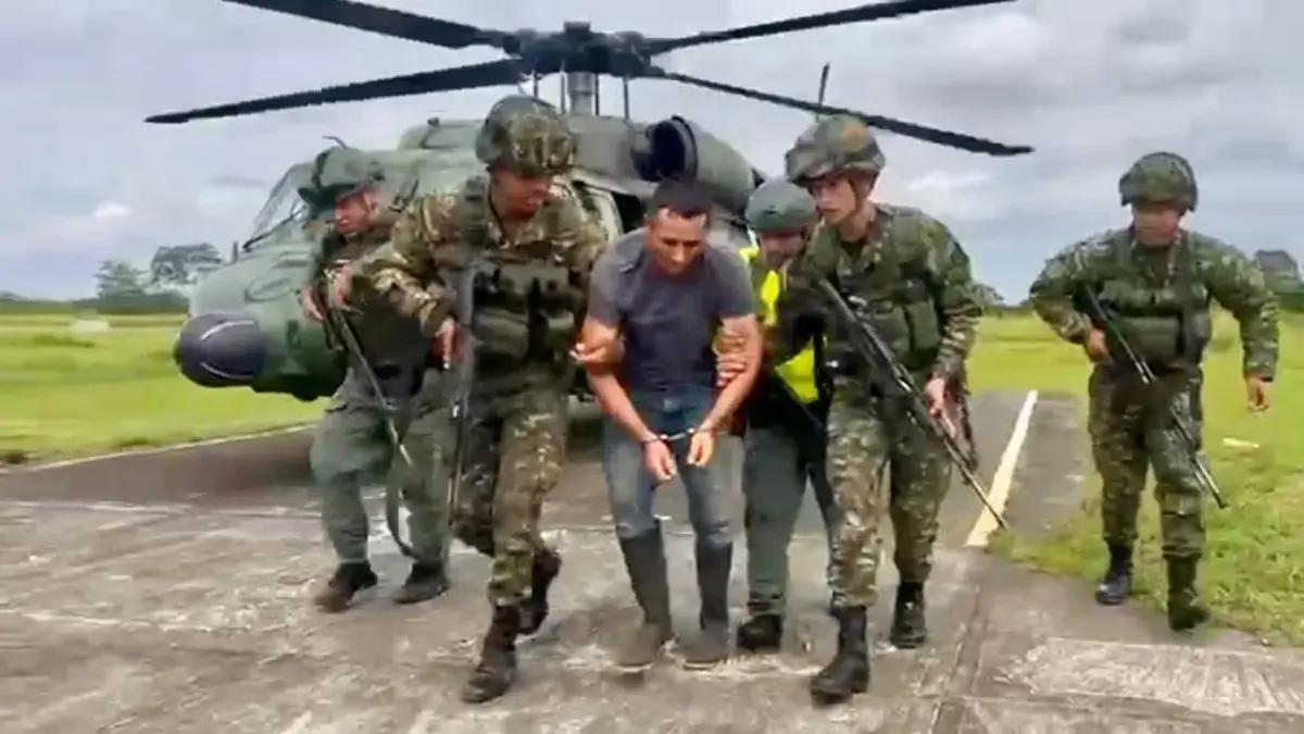 Asonada de 350 personas intentó impedir la captura del disidente alias El Paisa en Nariño: bloquearon aeronaves y enfrentaron al Ejército