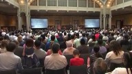 USCIS endurece requisitos para convertirse en ciudadano