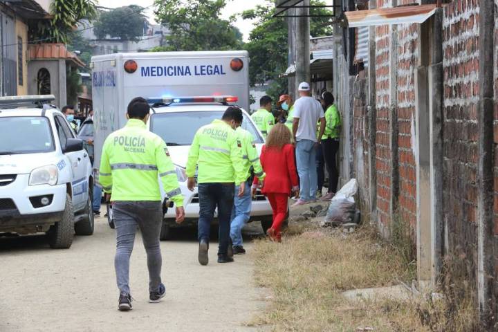 Ecuador: Asesinan periodista en su domicilio en Guayaquil