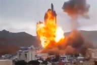 Bombardeos en Yemen. Los rebeldes hutíes admiten que Israel mató a su “primer ministro” y amenazan con una venganza