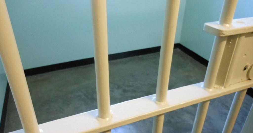 Suspect from attempted Safeway stabbing sentenced to two years