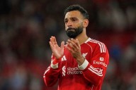 Late goals, Jota tributes and Semenyo racially abused as Liverpool wins Premier League opener