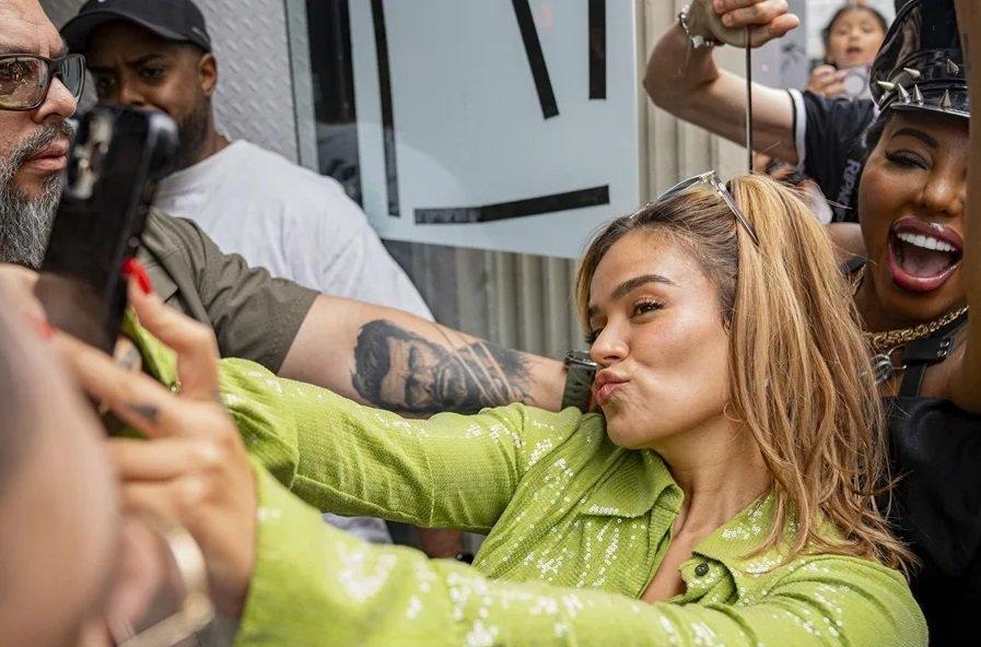Karol G protagonizará el espectáculo de medio tiempo de la NFL en Brasil