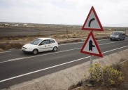 Un motorista sufre heridas graves en un accidente de tráfico en Lanzarote