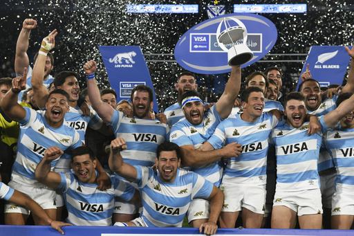 Argentina logra su 1ra victoria en casa ante Nueva Zelanda para apretar el Campeonato de Rugby