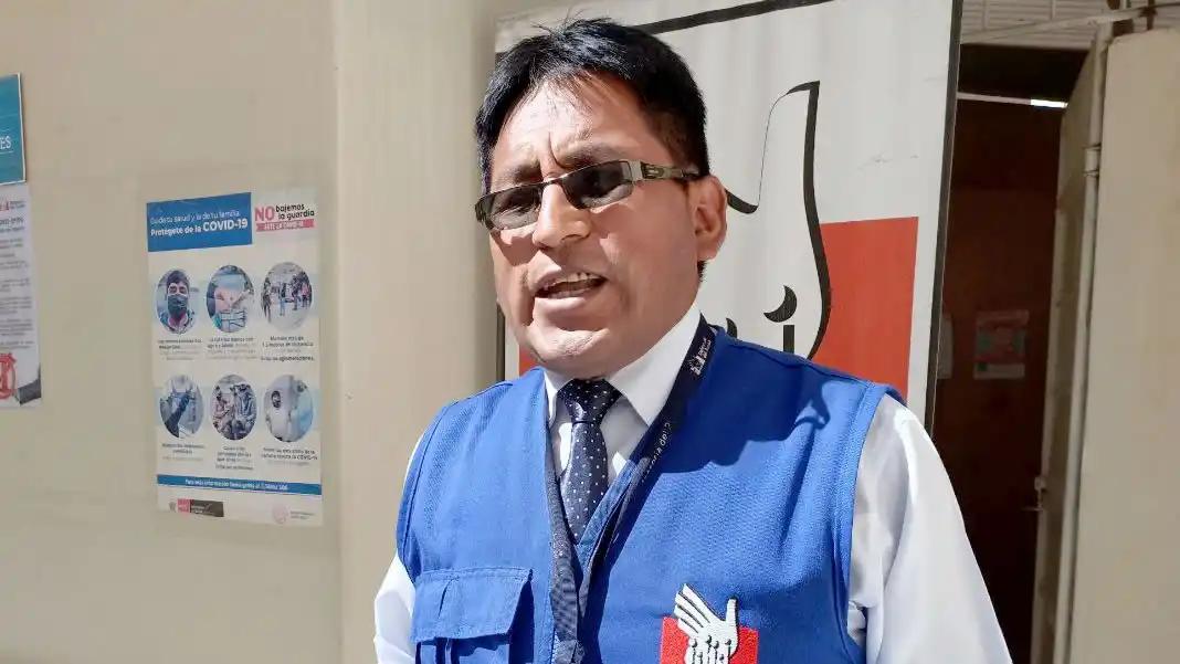 Defensoría del Pueblo investiga agua potable con gusanos en Juliaca