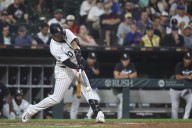 White Sox reinstate infielder Miguel Vargas from the 10