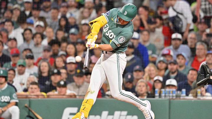 Roman Anthony takes Paul Skenes deep to put Red Sox ahead