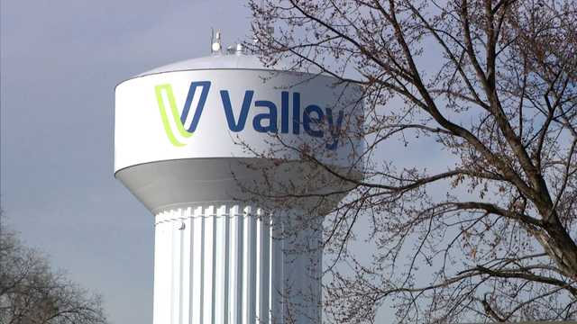City administrator and building inspector in Valley are stepping down