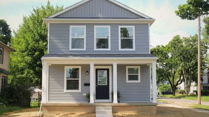 A win-win? Midwest cities lure new residents with cash incentives.