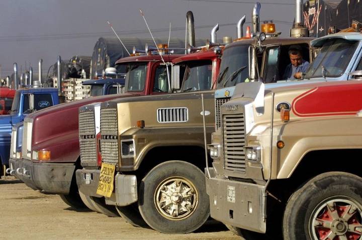 El gobierno frena permisos a camioneros extranjeros tras un fatal choque