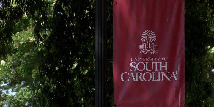 ‘No evidence’ of active shooter on University of South Carolina campus, despite earlier report