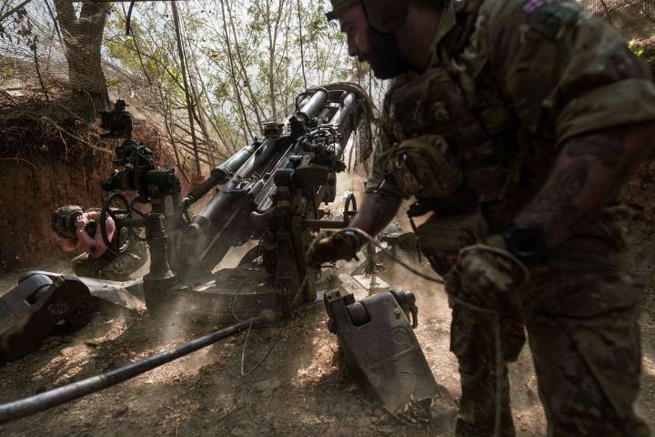 Tropas ucranias se muestran desesperanzadas sobre solución diplomática a la guerra