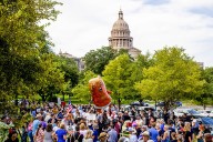Texas Legislature gives final approval to redistricting map