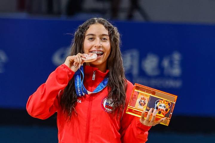 Con solo 20 años: Catalina Lorca le entrega a Chile su segunda medalla en los Juegos Mundiales de Chengdú