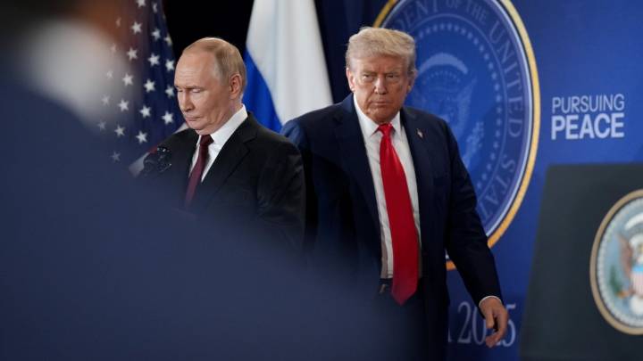 Turistas encontraron documentos oficiales en hotel antes de la cumbre entre Trump y Putin