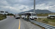 Operador de transporte de personal dormita, choca y deja 15 trabajadores lesionados en Saltillo