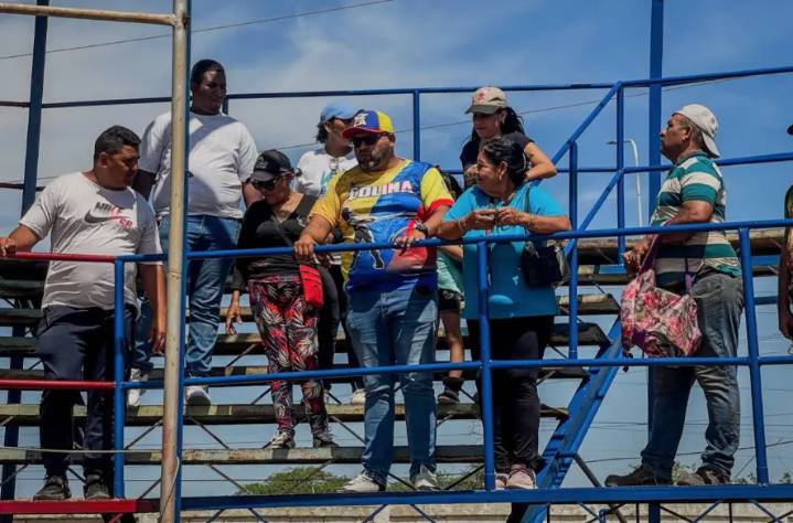 Supervisan proyectos deportivos aprobados por la comuna joven en Las Calderas