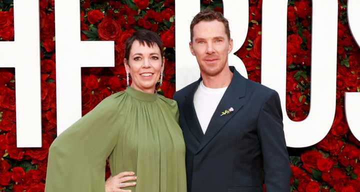 Olivia Colman & Benedict Cumberbatch Bring Their New Movie ‘The Roses’ to London | Allison Janney, Belinda Bromilow, Benedict Cumberbatch, Jamie Demetriou, Kate McKinnon, Ncuti Gatwa, Olivia Colman, S