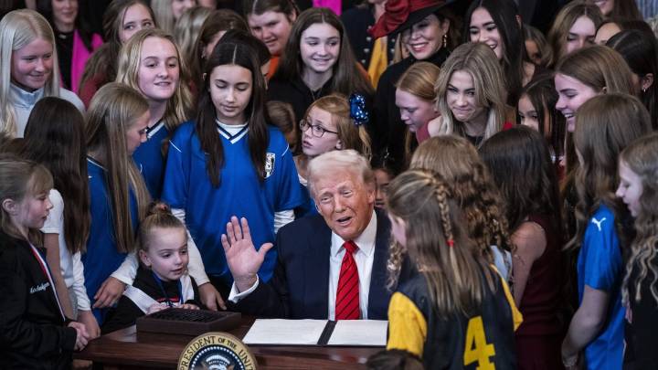 DHS bars trans women athletes from ‘extraordinary ability’ visas