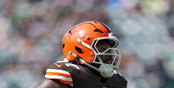 Browns trade defender to Jets for draft pick