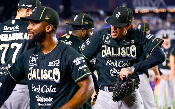 Charros domina a Sultanes y se lleva el primero en Monterrey