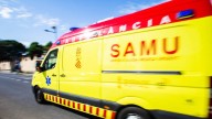 Dos policías abaten a tiros a un hombre que ha intentado agredirles con un cuchillo