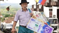 Buscarán a miles de adultos mayores en Colombia para recibir 230.000 pesos de renta básica solidaria; requisitos y cómo inscribirse
