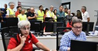 Una periodista sufre un desmayo y obliga a cortar la comparecencia de Pedro Sánchez en Ourense