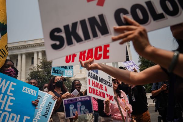 Trump takes executive action to target race-based university admissions