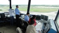 Vuelven a parar este martes los controladores aéreos en reclamo de mejoras salariales