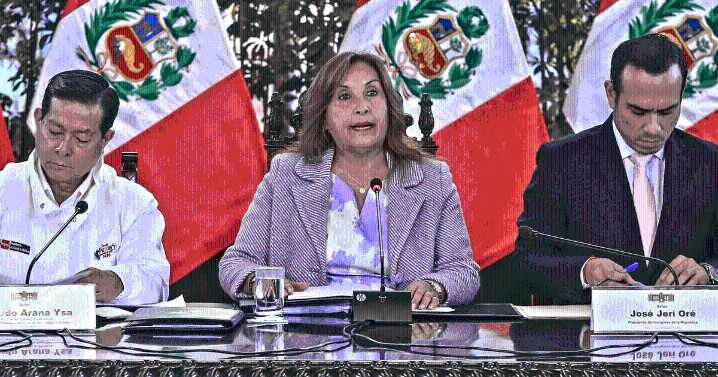 Dina Boluarte ignora cifras de su baja aprobación y asegura que "no piensa en las encuestas"